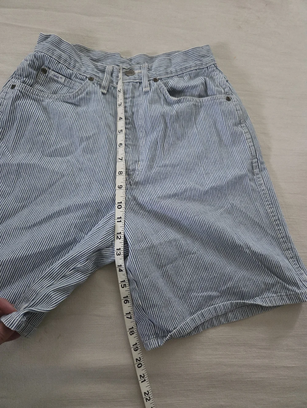 Vintage Chic Striped Light Blue Women’s Jean Shorts 27 Inch Waist Summer